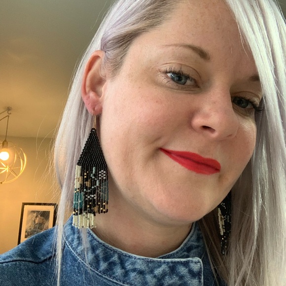 Handmade beaded earrings - Picture 2 of 4